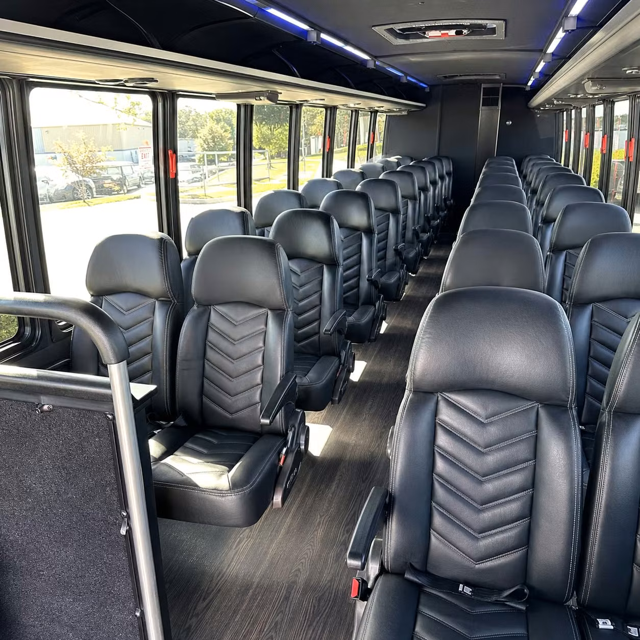 carlsbad 25 passenger minibus rental