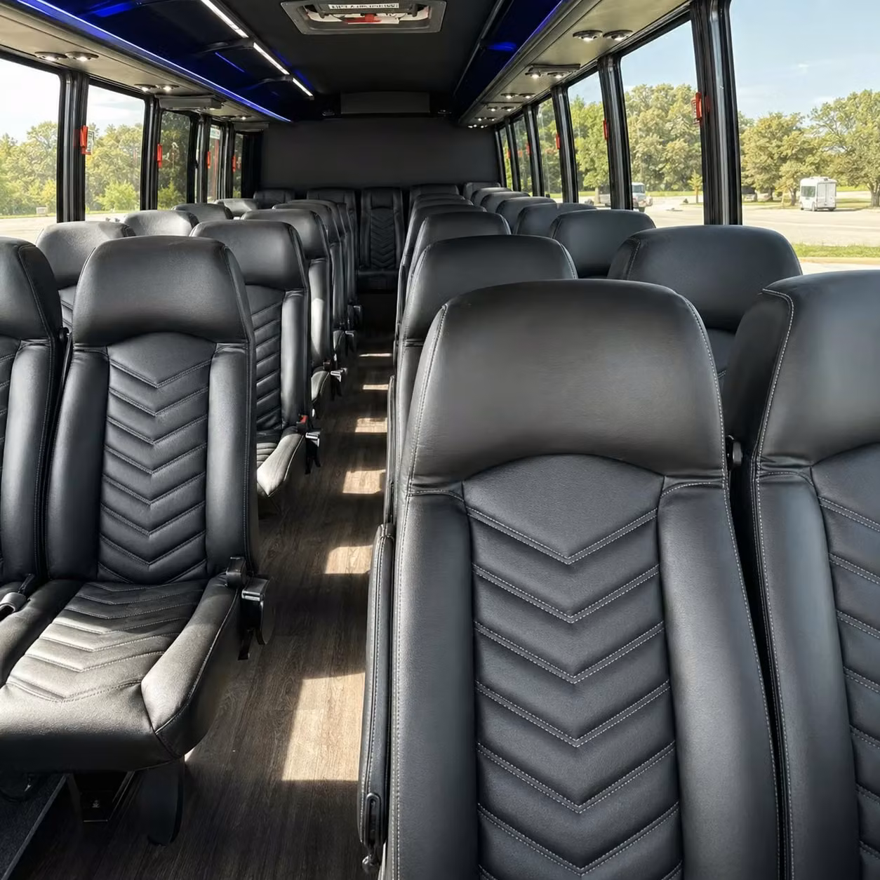 carlsbad 28 passenger minibus rental