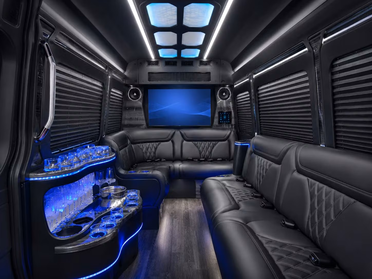 corporate and conference groups in carlsbad love long distance bus rentals for statewide events