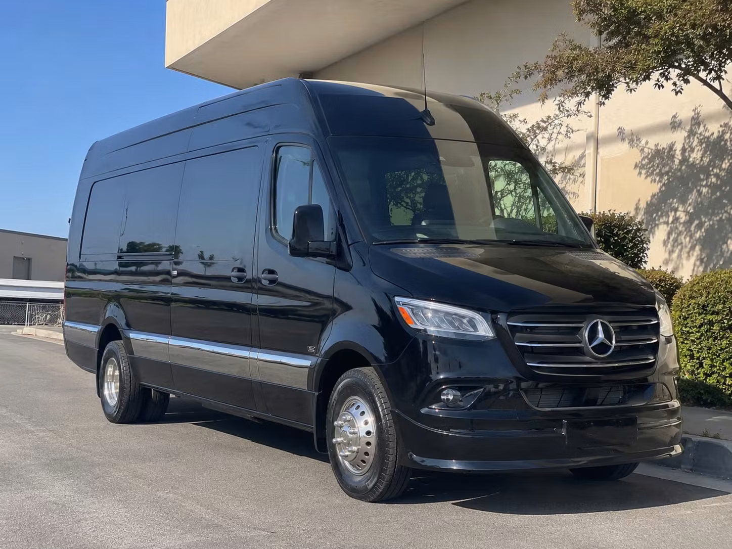 wedding shuttle services bus rentals in carlsbad